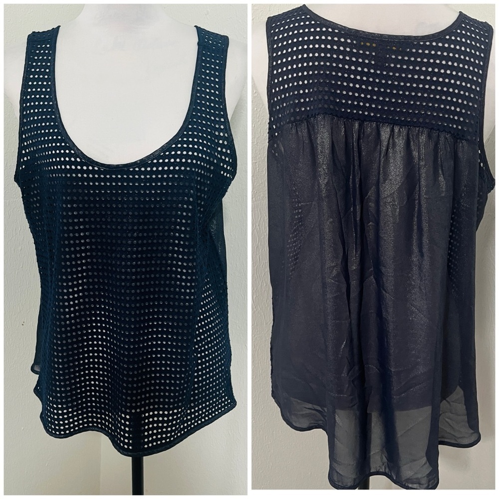 Outback Red Women’s Size XL Navy Mesh Iridescent Back Sleeveless Top Casual EUC